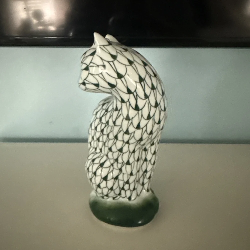 Vintage Andrea By Sadek Green Fishnet Porcelain Cat‎ Statue Handpainted